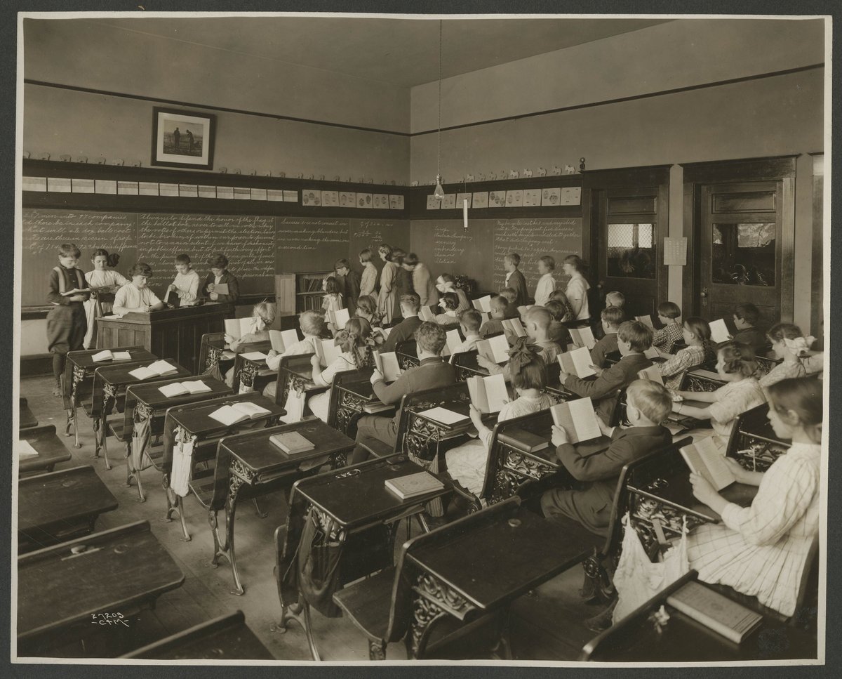 Context photograph: children reading